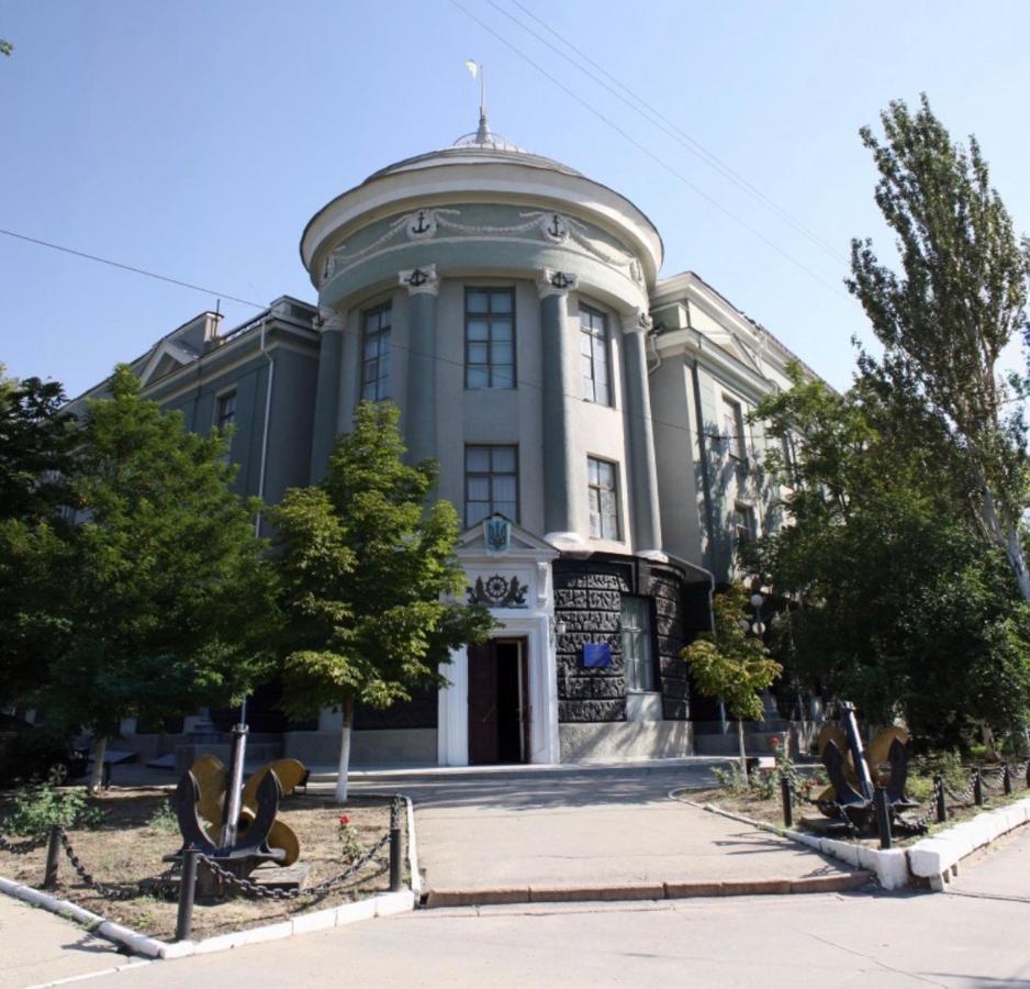 Red Apartment 2019 Very Centre Херсон Экстерьер фото